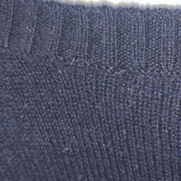 Vince. Wool Cashmere Blend Navy & Silver Metallic Stripe Sweater sz M - Picture 8 of 8